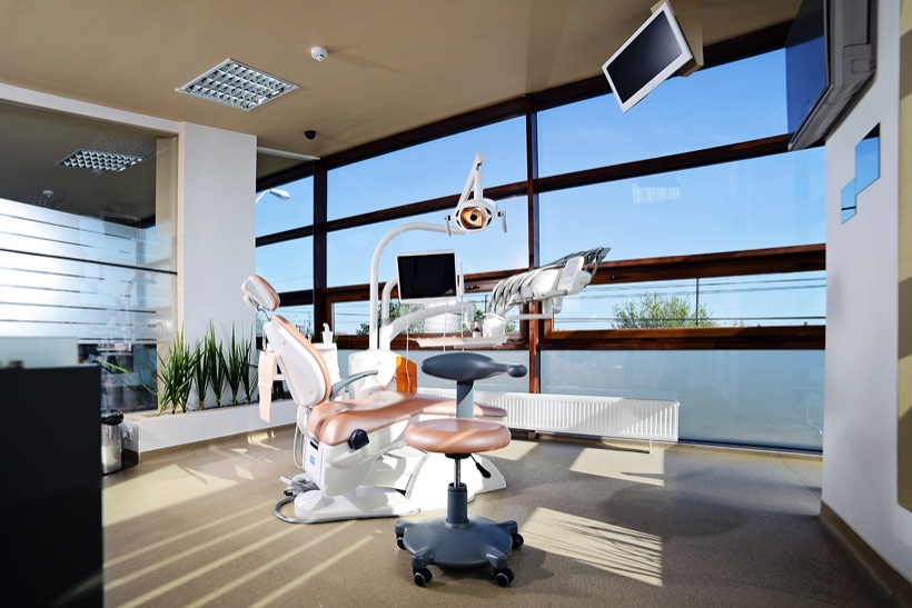 Clinica DentalTours din Timișoara