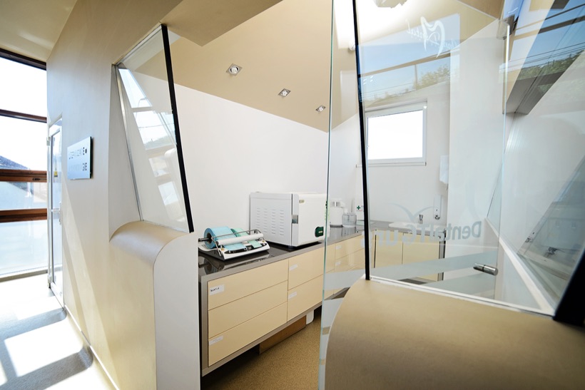 Clinica DentalTours din Timișoara